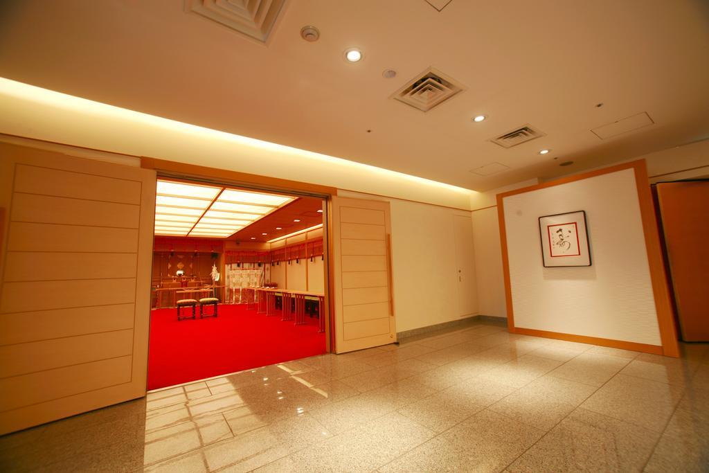 Hotel Port Plaza Тиба Экстерьер фото Interior of the Hong Kong Heritage Museum