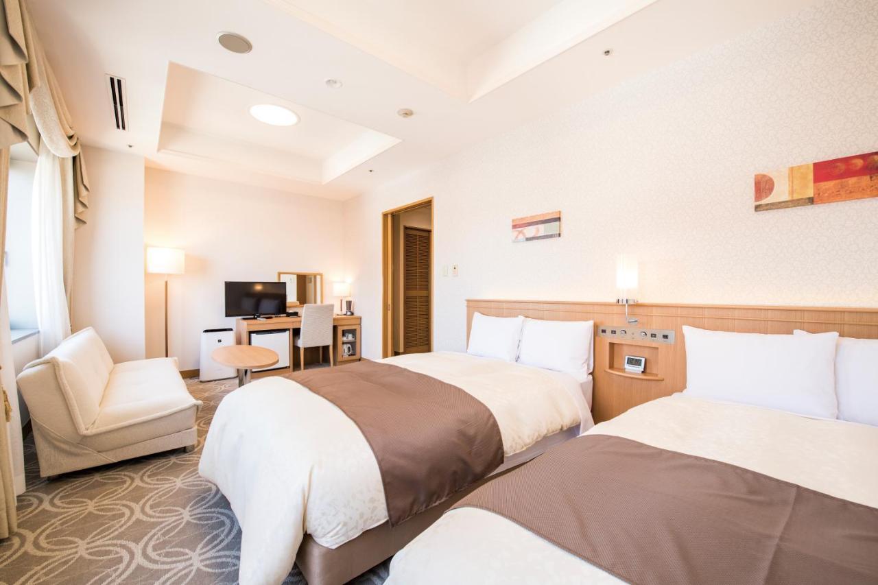 Hotel Port Plaza Тиба Экстерьер фото