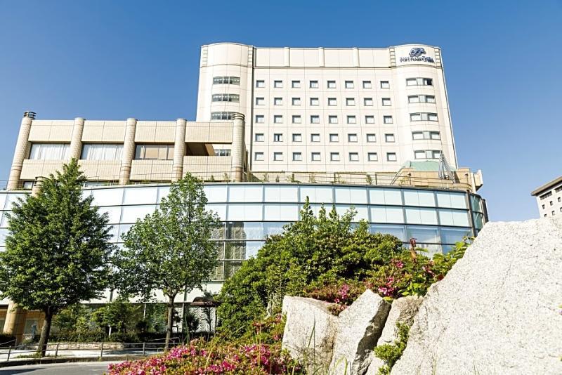 Hotel Port Plaza Тиба Экстерьер фото The University of Shiga Prefecture